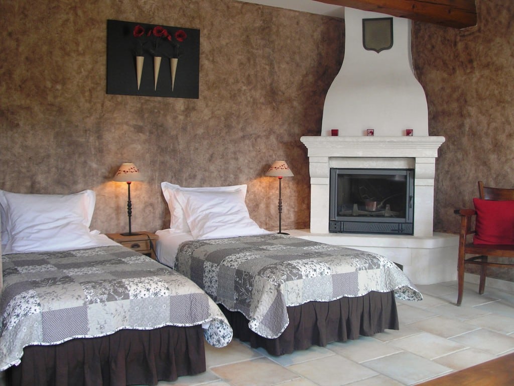 Chambre d'hôtes de charme dans le Luberon avec 2 lits séparés